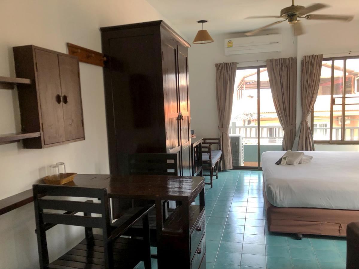 فندق Sutus Court 7 باتايا المظهر الخارجي الصورة