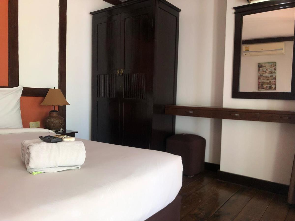 فندق Sutus Court 7 باتايا المظهر الخارجي الصورة